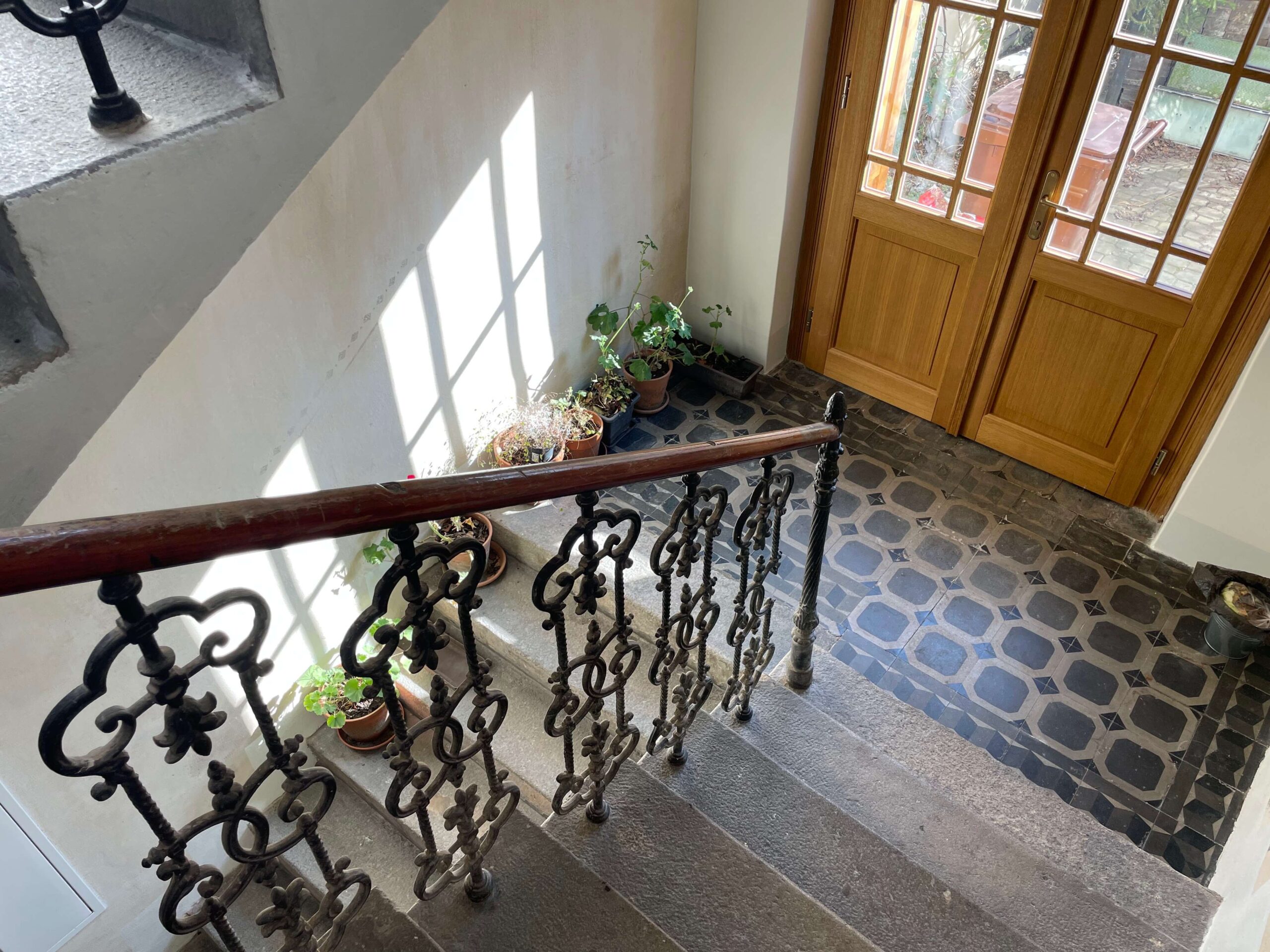 15_Kurz_architects_Cinzak_Ceske_Budejovice_chodba_historiejpg