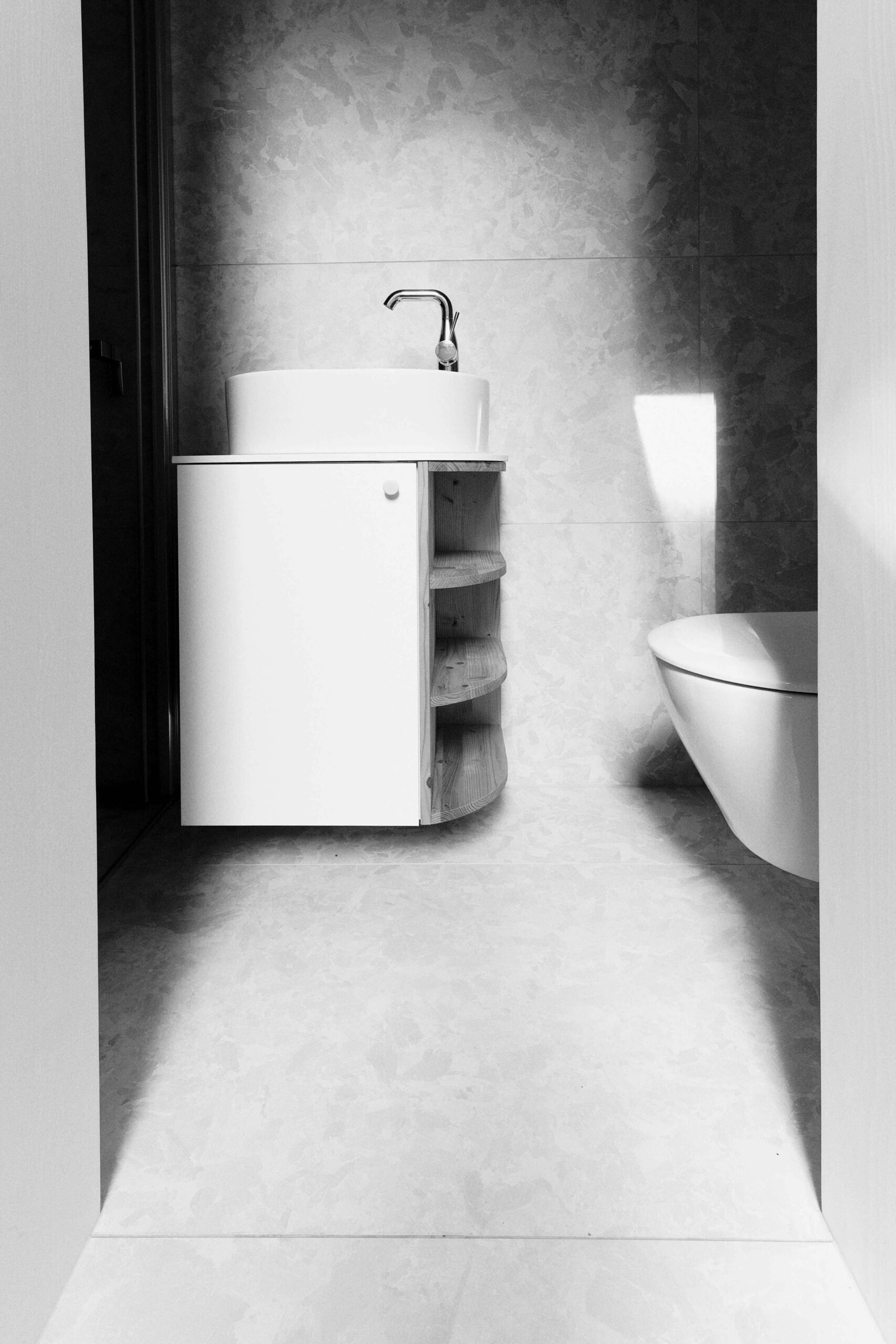 20_KURZ_architects_Maternova-vila_Remeslna-akademie_Vcelna_foto_by_NikaBrunova_00