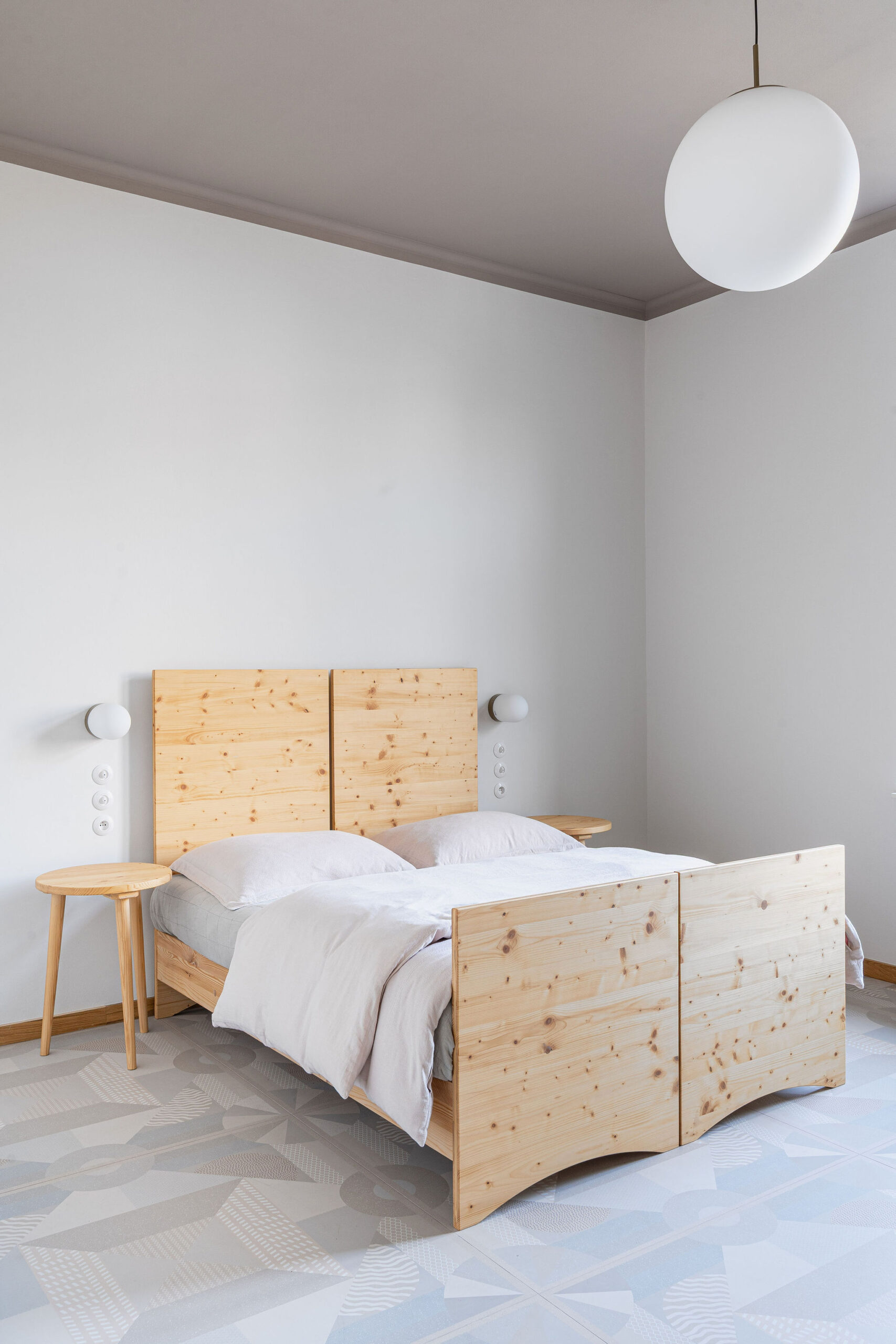 32_KURZ_architects_Maternova-vila_Remeslna-akademie_Vcelna_foto_by_NarativStudio_17